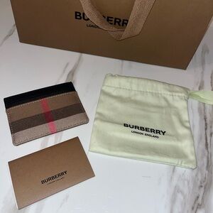 Burberry cardholder